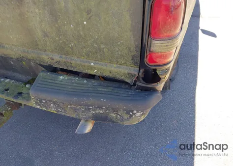 1995 Dodge Ram 1500 z USA, uszkodzony, nr VIN 3B7HC13Z0SM151009